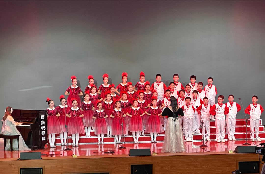 靖州举行第九届中小学建制班合唱比赛