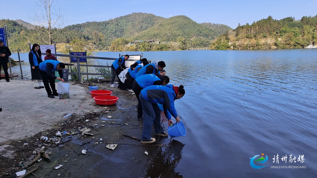 靖州：放流2万尾鱼苗 激活母亲河生态脉搏