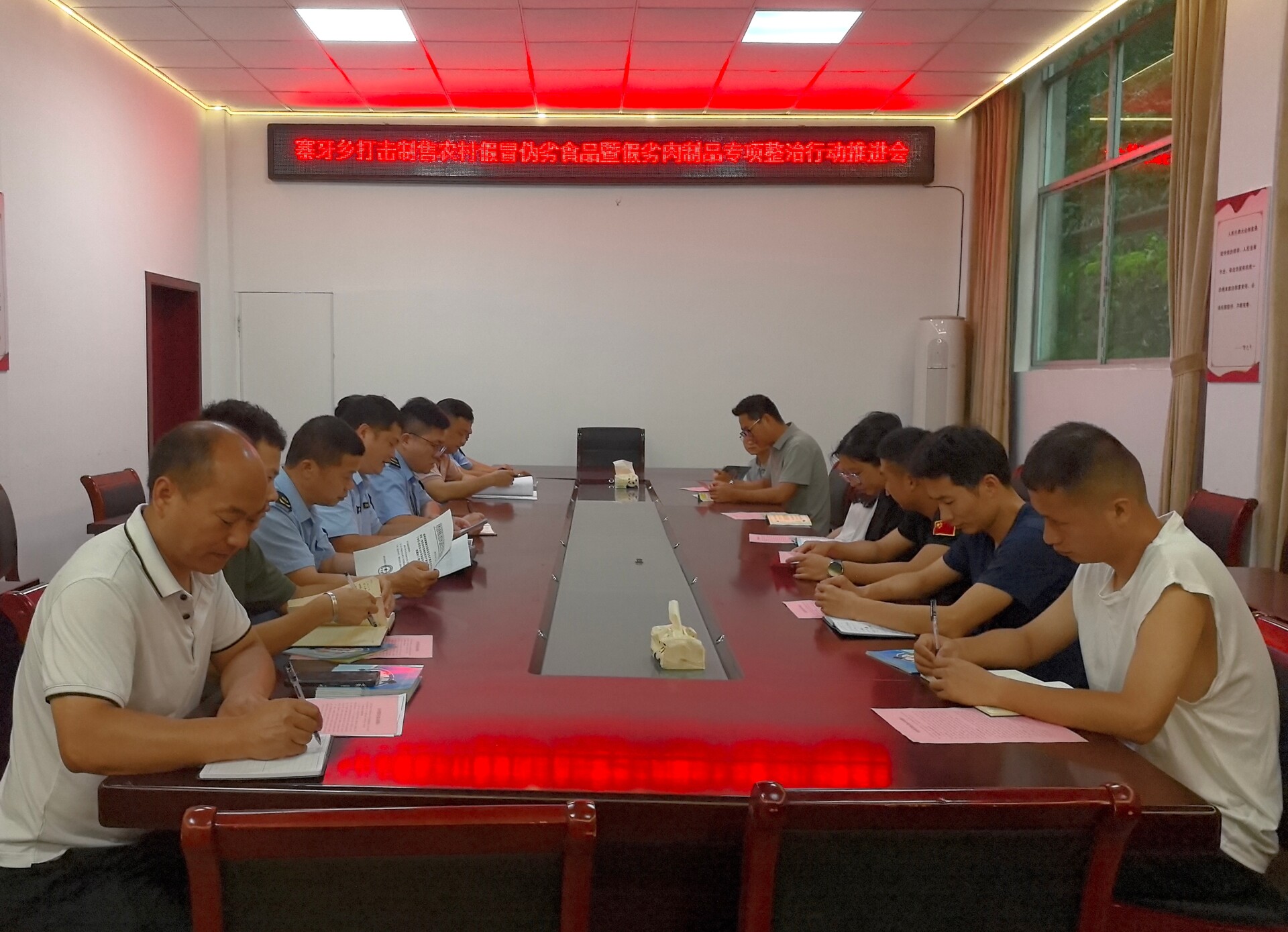 【安全守底行動】靖州多部門聯(lián)合開展打擊制售農村假冒偽劣食品暨假劣肉制品專項整治行動