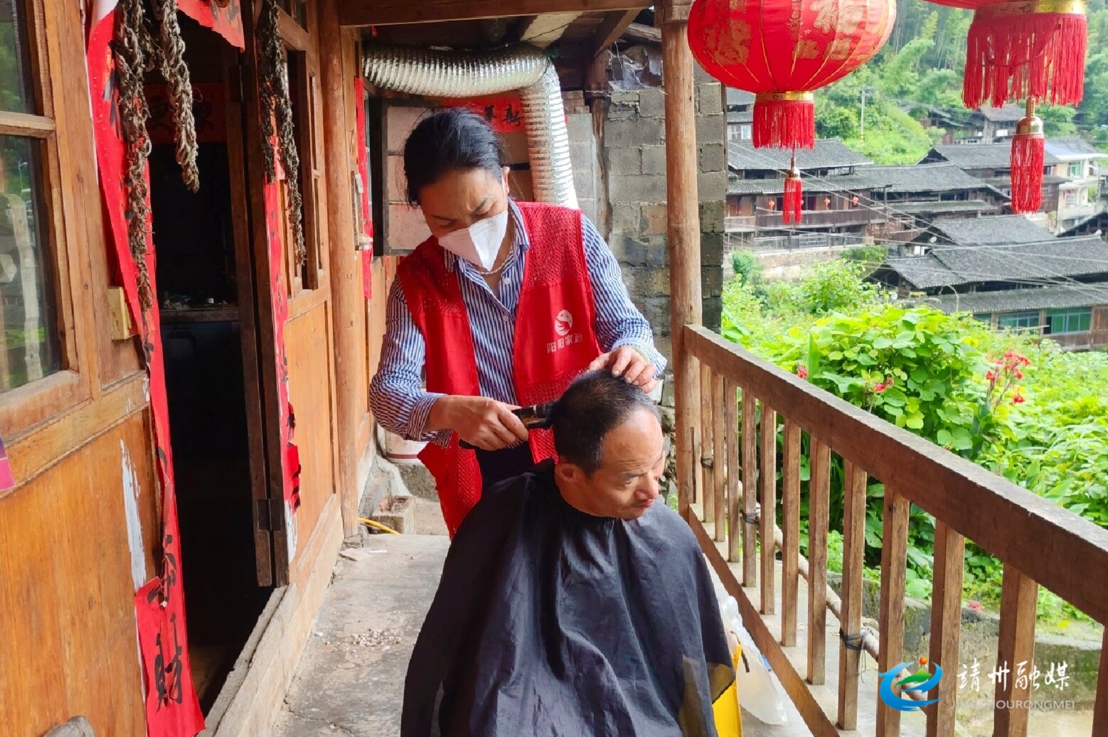 靖州：“居家托养”服务 为重度残疾人撑起幸福蓝天