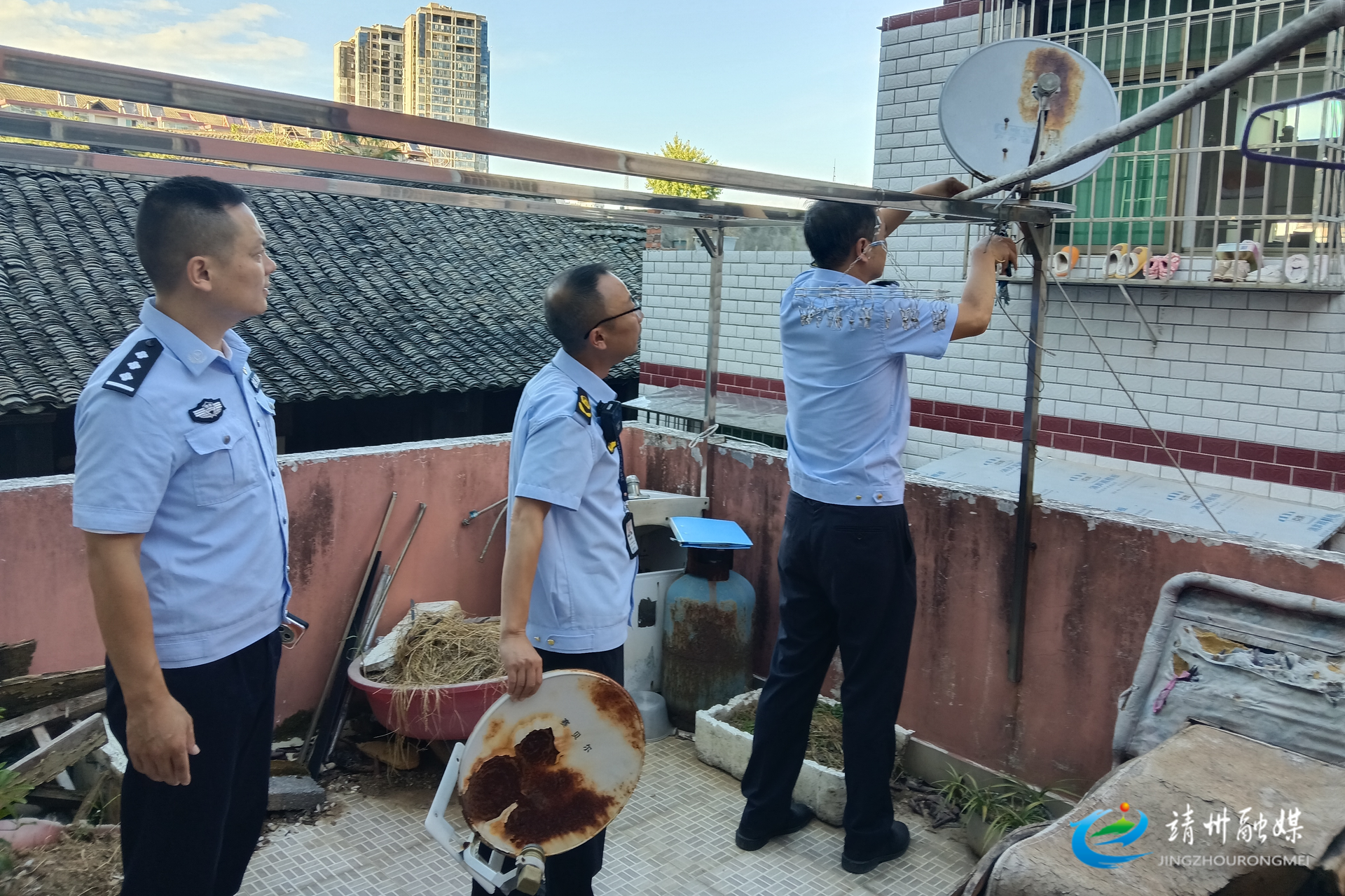 靖州：多部门联合整治非法卫星地面接收设施成效显著