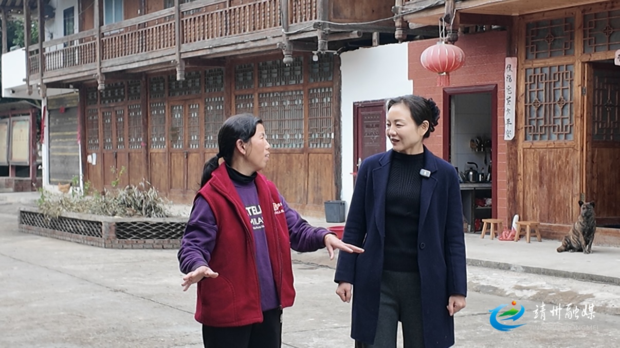 【代表风采】赵竞：扎根基层谋发展 湘黔边界架连心桥