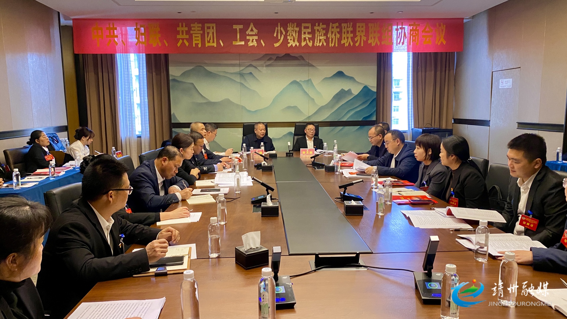 【两会进行时】政协委员分组审议县政协常委会工作报告和提案工作报告