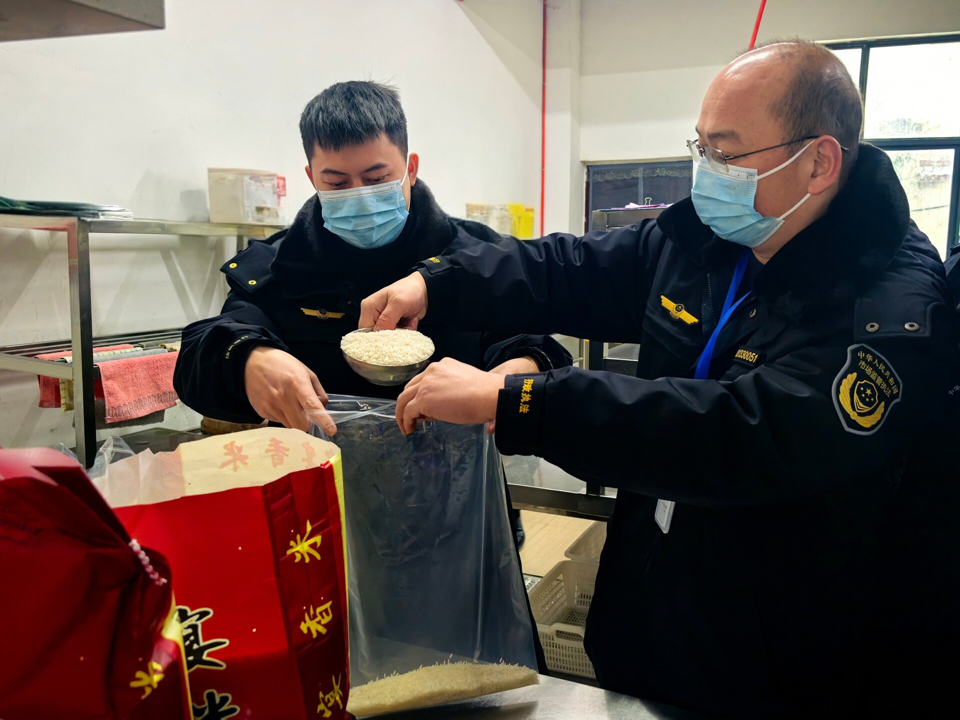 【安全守底行动】靖州聚焦重点场所 严把食安关口