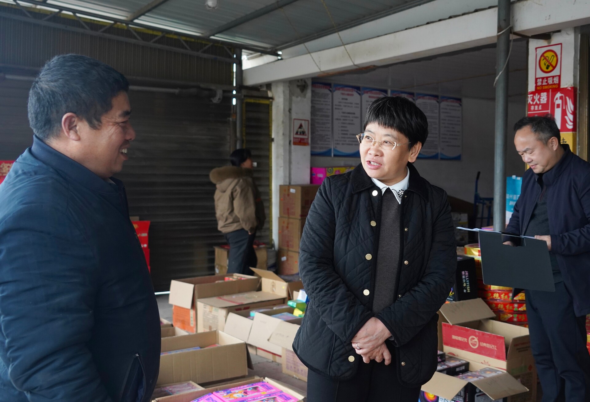 黄忆钢：抓实抓细安全生产 护航佳节平安稳定