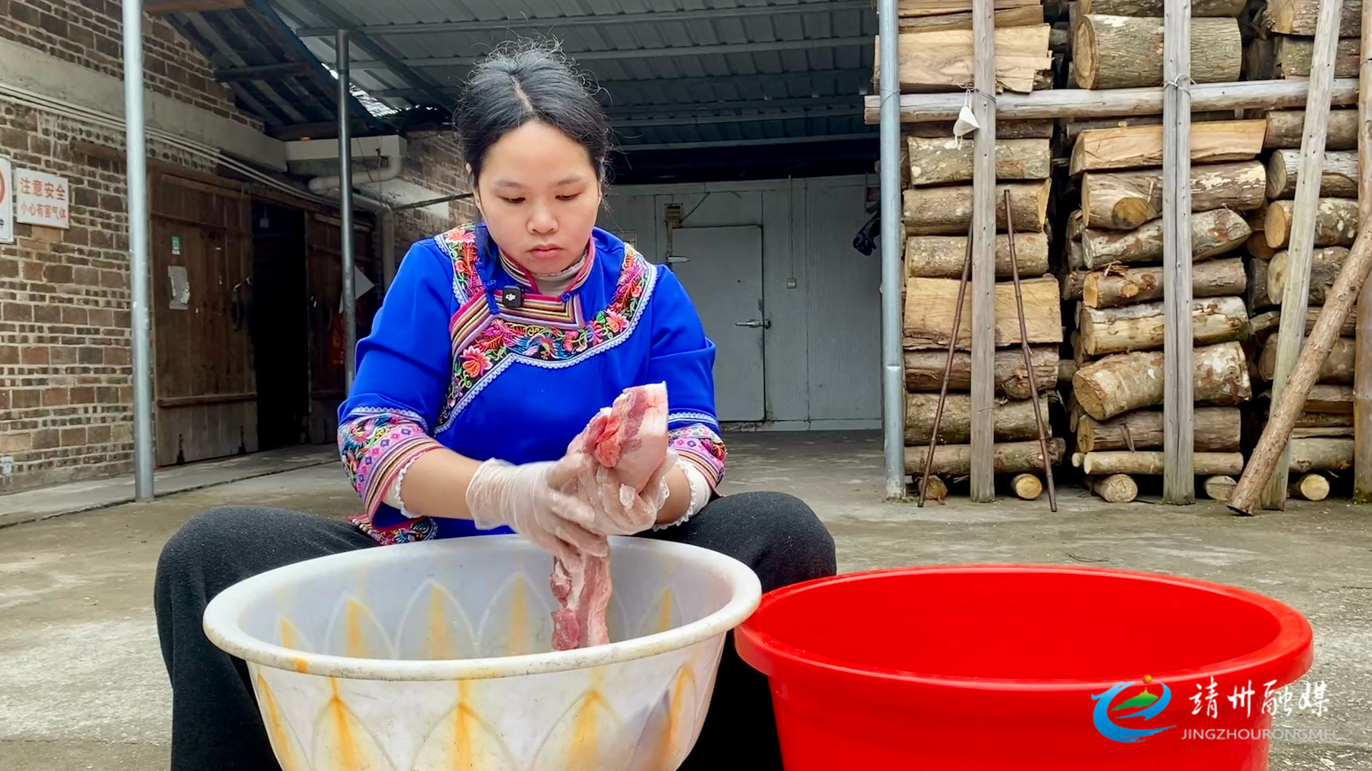 【新春走基层】腊味匠心守乡愁 靖州地笋村的“共富密码”