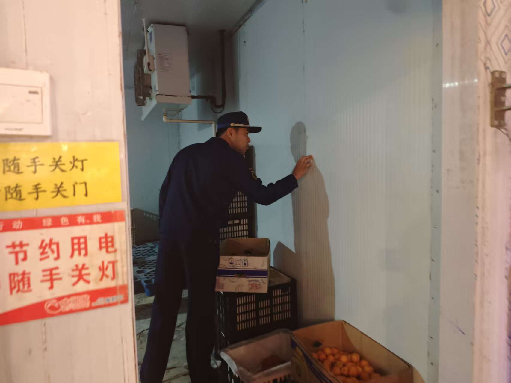 【安全守底行动】靖州消防救援大队：开展高层建筑夜间突击检查 筑牢安全“防火墙”