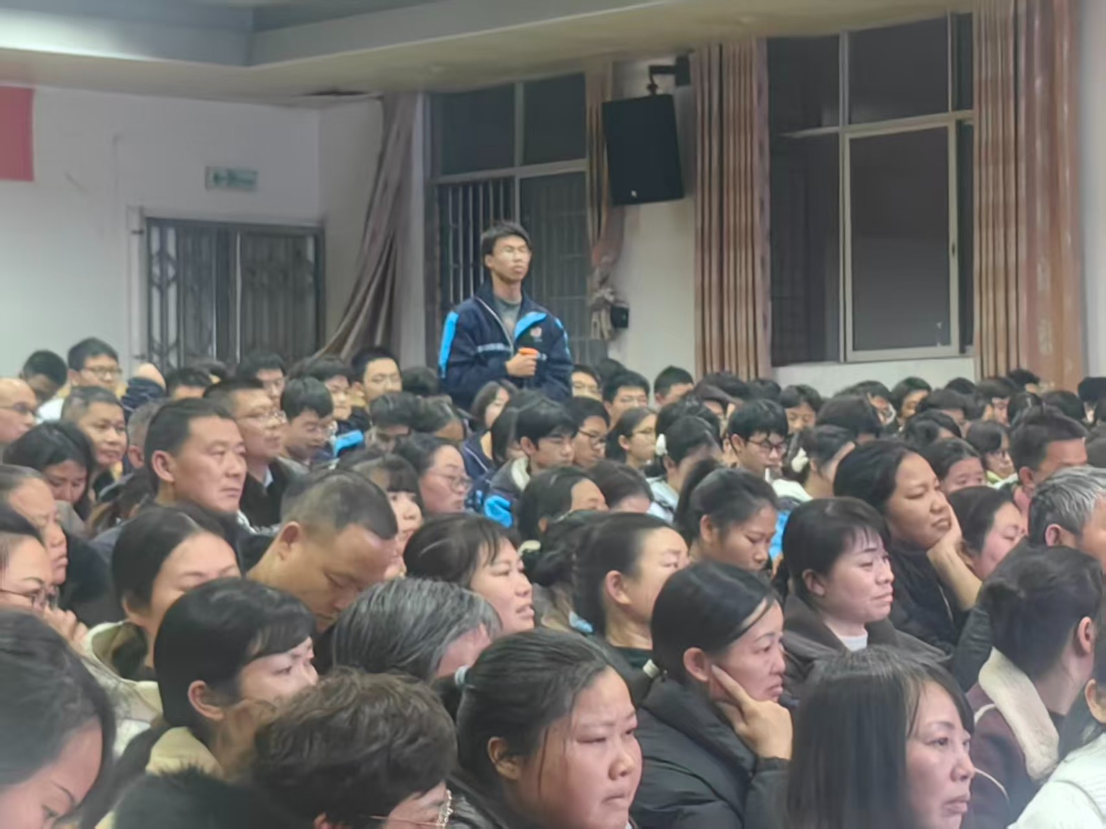 靖州一中：开展选科指导讲座 专家支招为学子学业规划引路