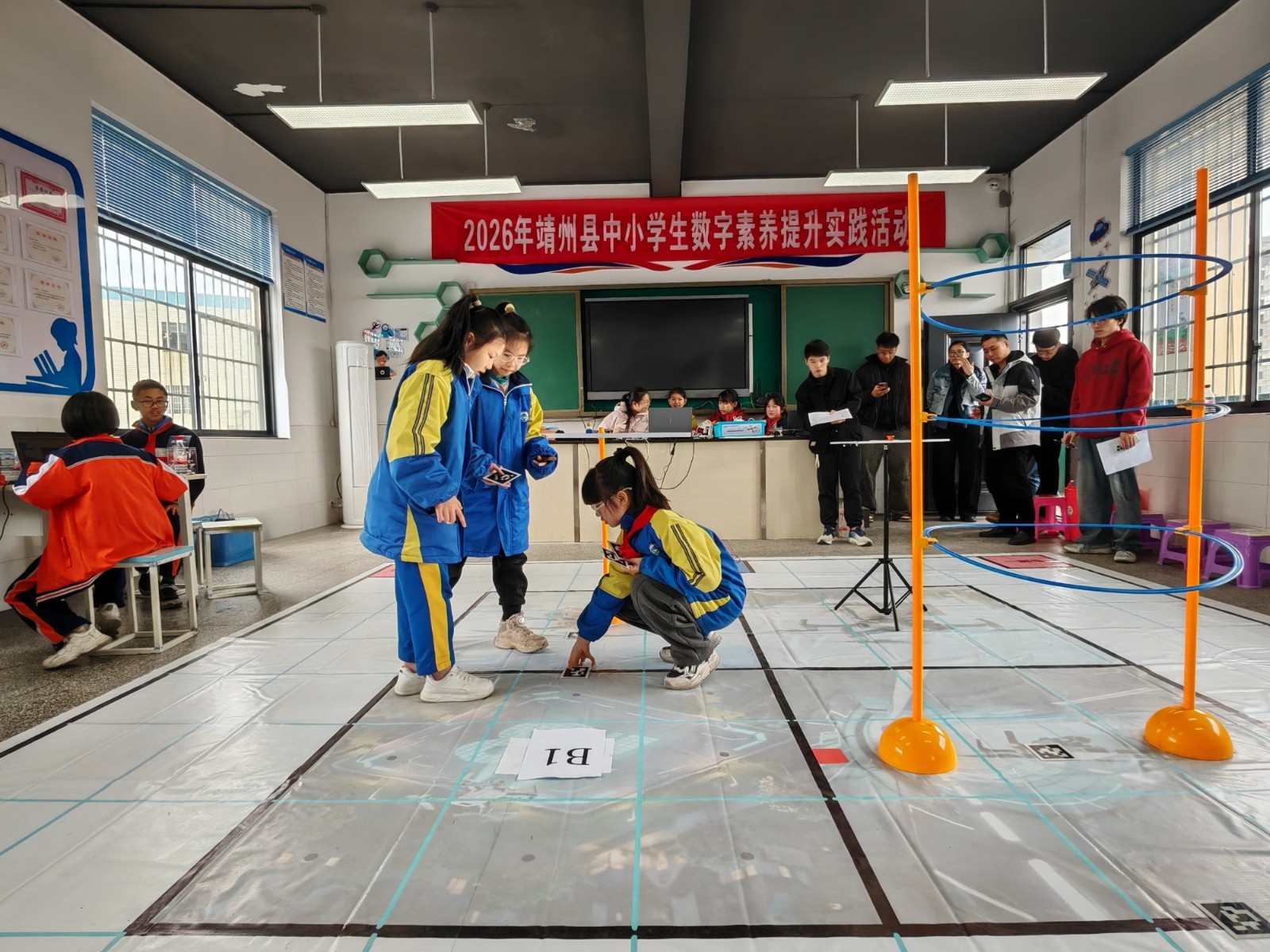 靖州：举行中小学生数字素养实践活动