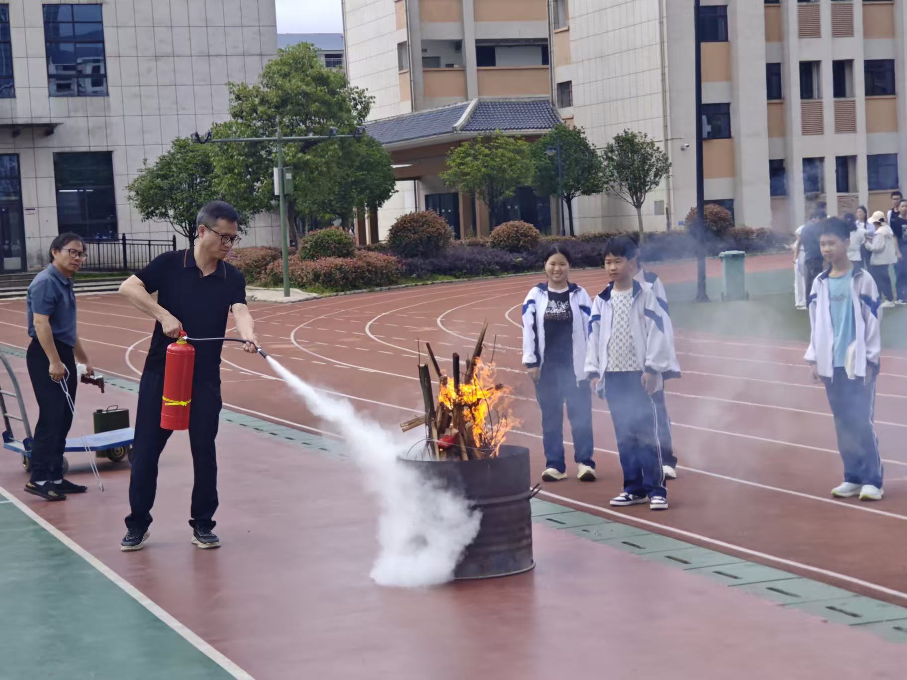 【未成年人保护】靖州芙蓉学校：安全“干货”齐上阵 筑牢青春防护墙