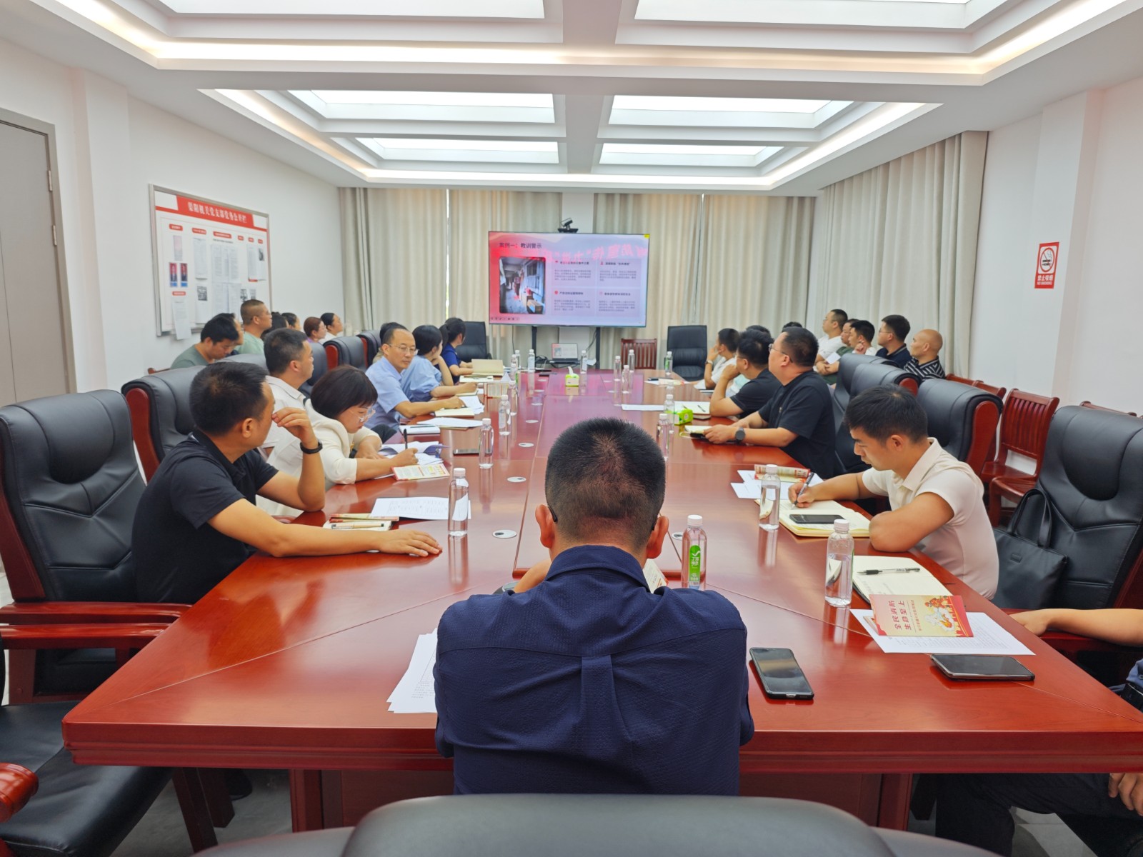 【全县安全生产隐患大排查大整治】靖州开展机关单位消防安全“九进”专题培训